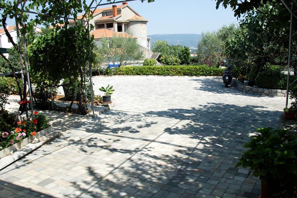 Kabashi Apartment Krk Town Bilik gambar